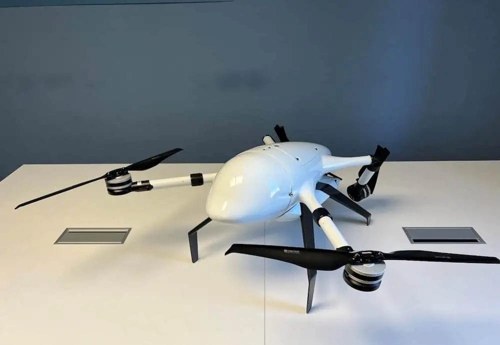 beluga-drone